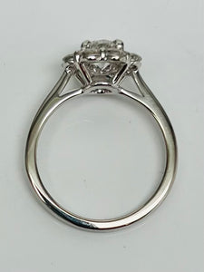0.88ct Round Brilliant Diamond Flower Ring in Platinum