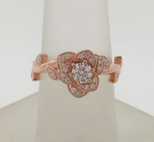 Load image into Gallery viewer, Flower Style Rose Gold Seng Firey Diamond™ Ring

