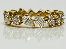 Load image into Gallery viewer, 18kyg Mismatch Diamond Band