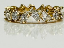 Load image into Gallery viewer, 18kyg Mismatch Diamond Band