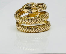 Load image into Gallery viewer, Vintage 1970s 14k yellow gold with Diamond eyes
