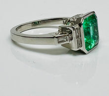 Load image into Gallery viewer, Vintage Style Emerald and Baguette Diamond Ring in Platinum
