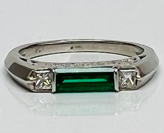 Vintage Style Emerald and Diamond Band