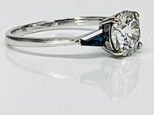 Load image into Gallery viewer, 0.91ct Seng Firey Diamond™️ and Kite Shaped Sapphire Ring
