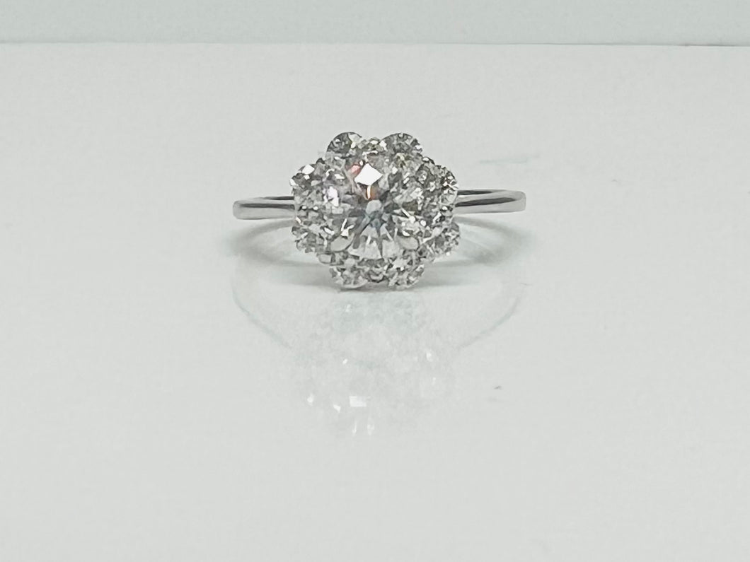 0.88ct Round Brilliant Diamond Flower Ring in Platinum