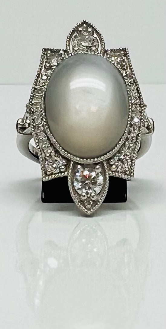 Vintage Moonstone and Diamond Platinum Ring