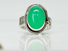 Load image into Gallery viewer, Vintage Handmade Chrysoprase Ring
