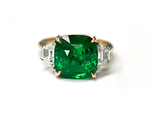 Load image into Gallery viewer, Impressive 12ct Tsavorite Garnet and Diamond Ring

