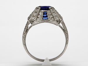Vintage Style Sapphire and Diamond Ring