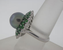 Load image into Gallery viewer, Extraordinary Black Pearl and Tsavorite Ring
