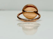 Load image into Gallery viewer, Man in the Moon Labradorite ring
