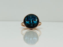 Load image into Gallery viewer, Man in the Moon Labradorite ring
