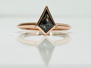 Rose Gold Salt n’ Pepper Kite Shape Diamond Ring