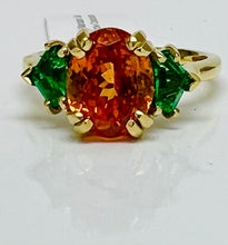 Load image into Gallery viewer, Stunning Mandarin Garnet and Emerald Ring
