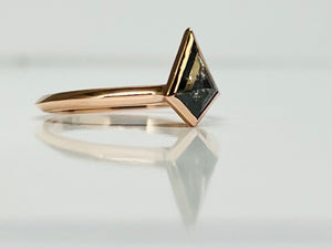 Rose Gold Salt n’ Pepper Kite Shape Diamond Ring